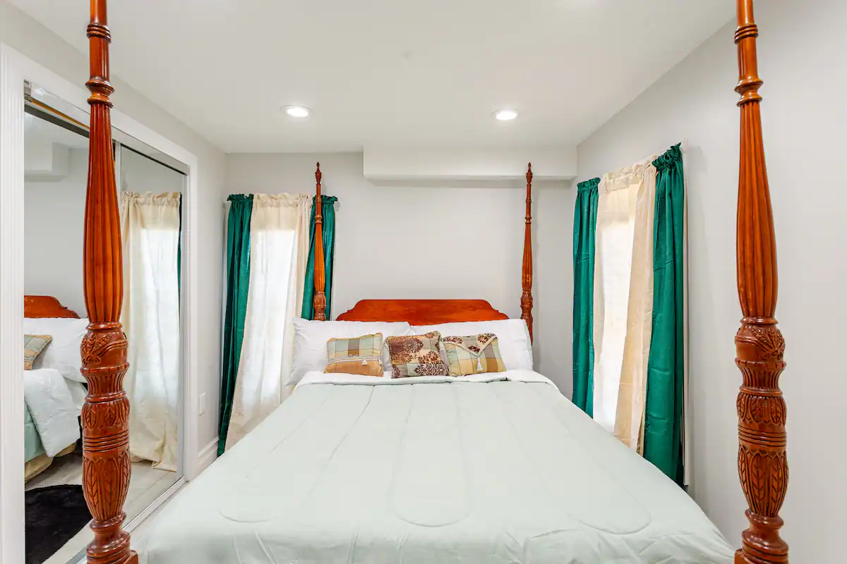 Cozy Private Room | Free Parking | Fall River